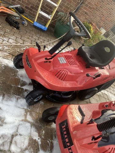 Mountfield petrol ride on - 6/63,